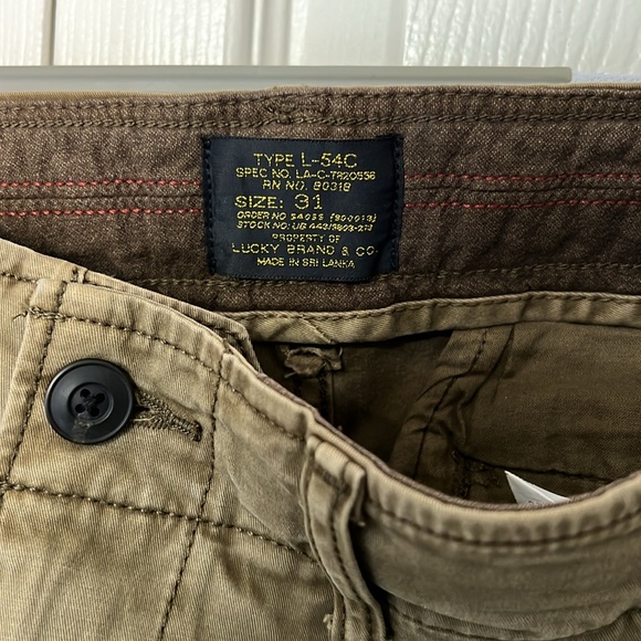 Men’s lucky brand pants - 31” - Picture 2 of 3